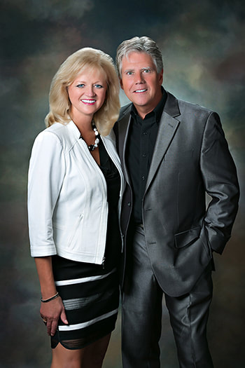 Cindy & Dan Burns photos - Owners
